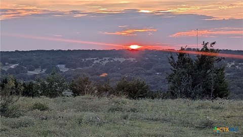 Unrestricted Land with Water & Power