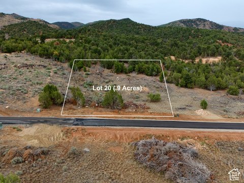 Single-Family Buildable Lot