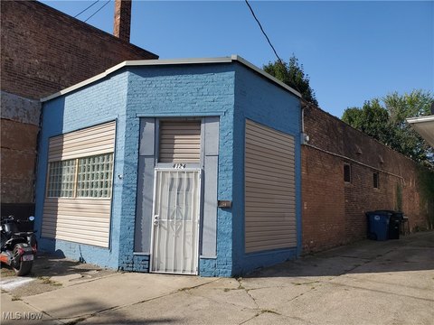 Retail/Office Space in Cleveland, OH