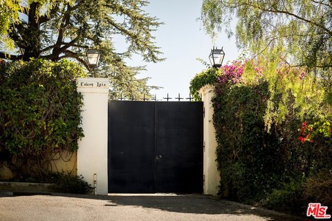 Land, Beverly Hills, CA