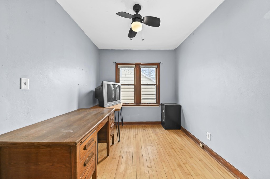 Picture 19