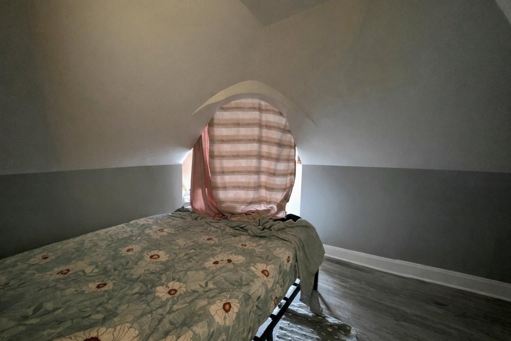 Picture 12