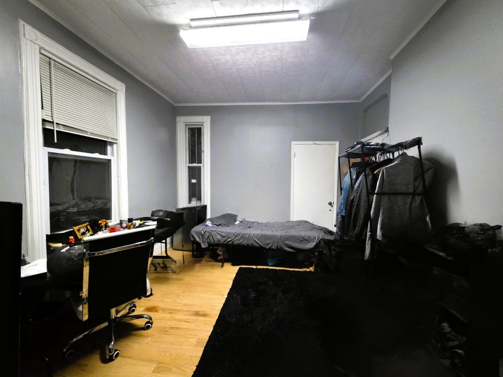 Picture 4
