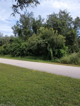 Land, Sebring, FL