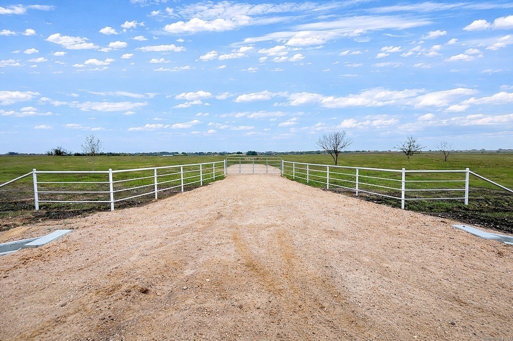 Weimar Acreage with Agricultural Potential