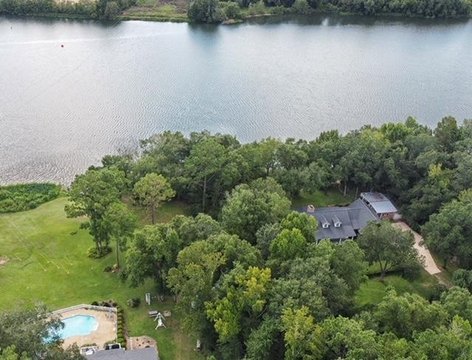Riverfront Lot in Riverchase