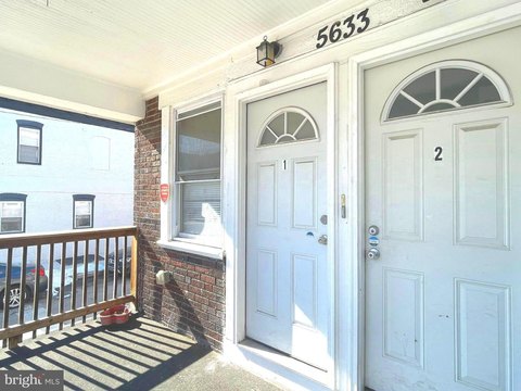 Philadelphia Duplex in Growing Area