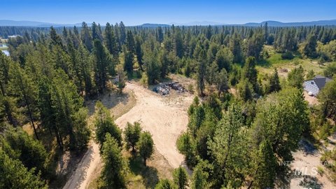 Land, Cascade, ID