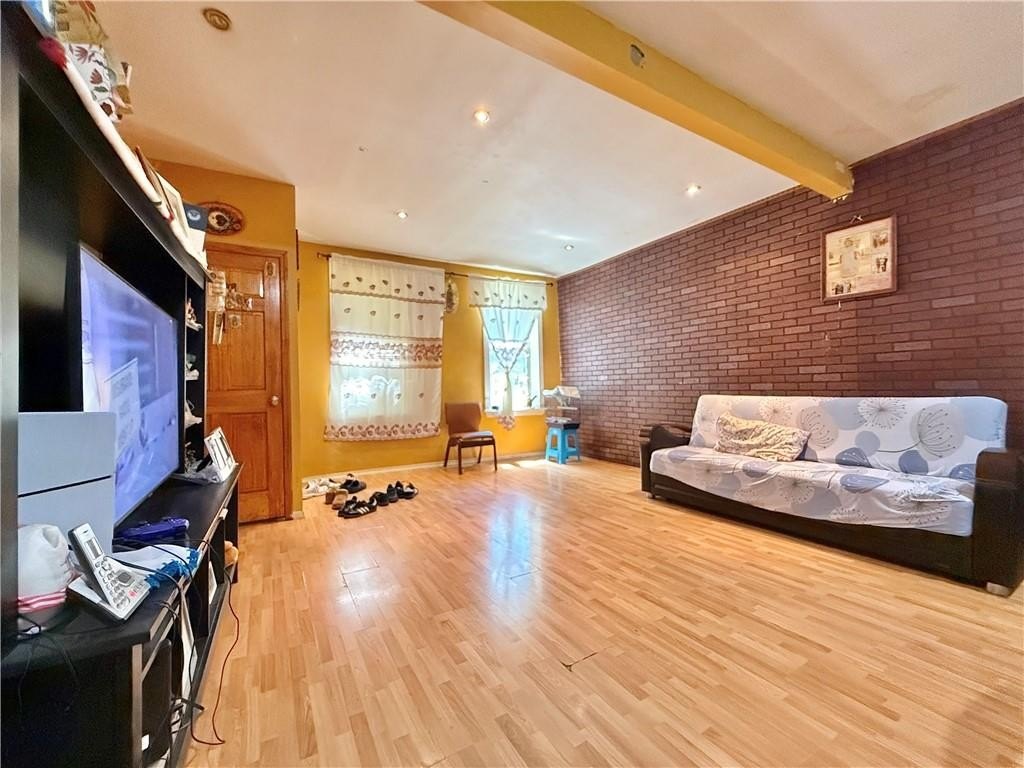 Picture 8