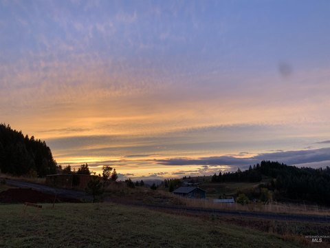 Kamiah Land with Improvements