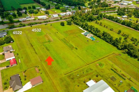 Residential Land in Bourg, LA