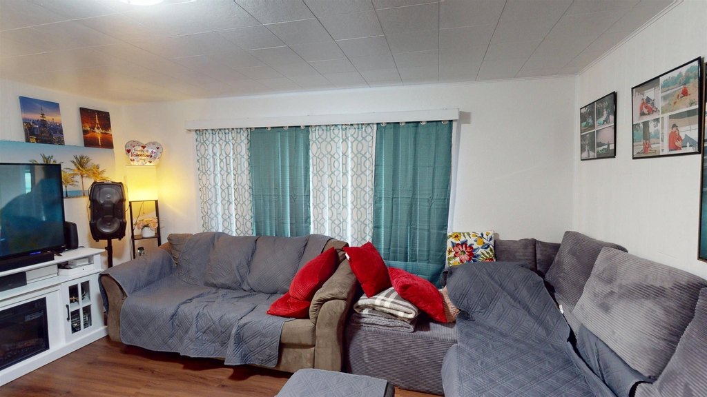 Picture 9