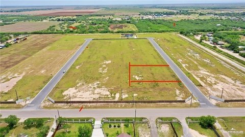 Half-Acre Lot Near Expressway