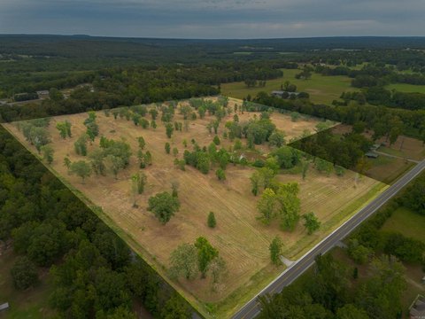 Land in Greenbrier, Arkansas