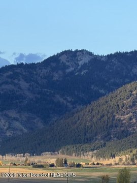 Land, Etna, WY