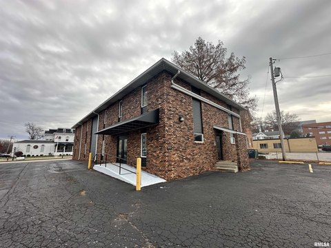 Mixed-Use Building in Downtown Springfield