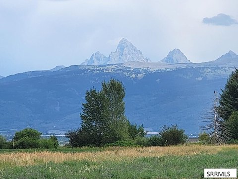 LAND - Driggs, ID