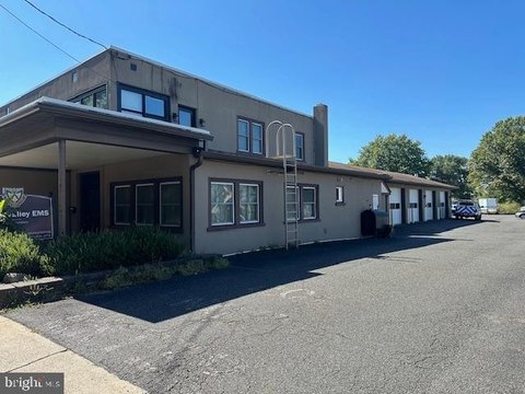 Mixed-Use Property in Telford, PA