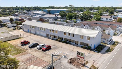 Mixed-Use Commercial Holding in Holly Hill