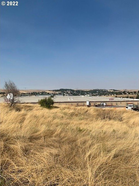 Pendleton Commercial Land Parcel