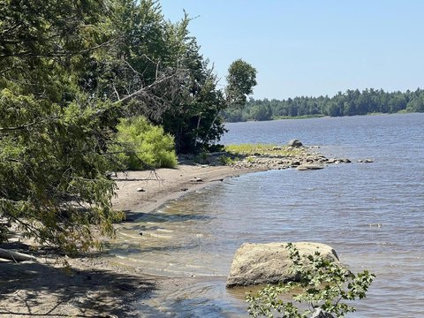 Wooded Land Near Community Amenities
