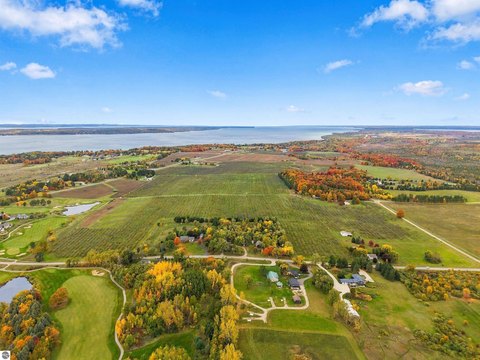 Large Land Parcel with US-31 Frontage