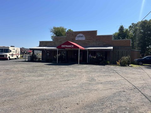 Established Restaurant with Liquor License
