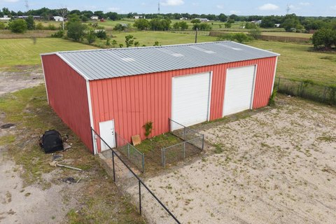 Fenced Flex Building with Roll-Up Doors