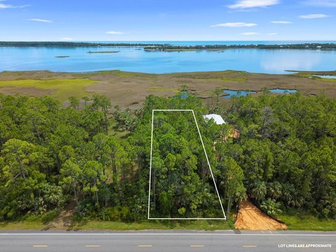 Lagoon-Front Lot in Port St. Joe