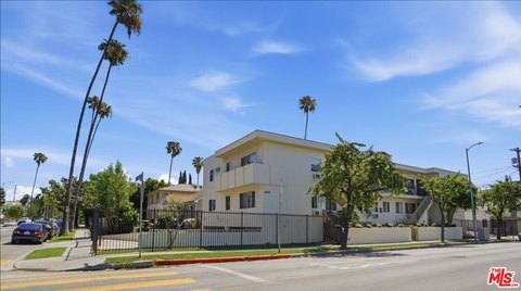 Hollywood Multifamily Investment Opportunity