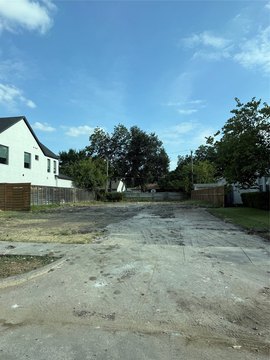 Land, Dallas, TX
