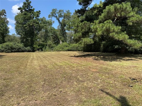 LAND - Benton, LA