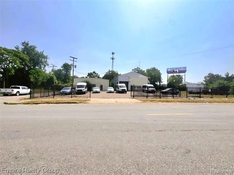 Detroit Industrial Opportunity with Freeway Access