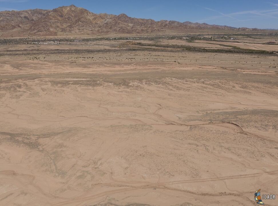 Vacant Desert Land in Niland