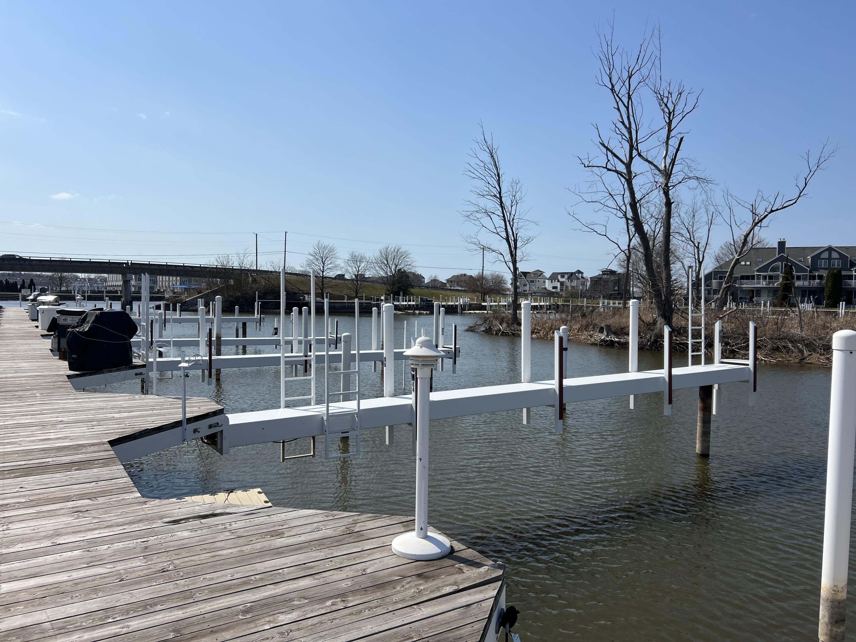 Harbor Landing Boat Slip