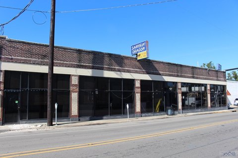 Versatile Commercial Building in Houma