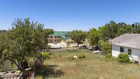 Land in Williams, Arizona