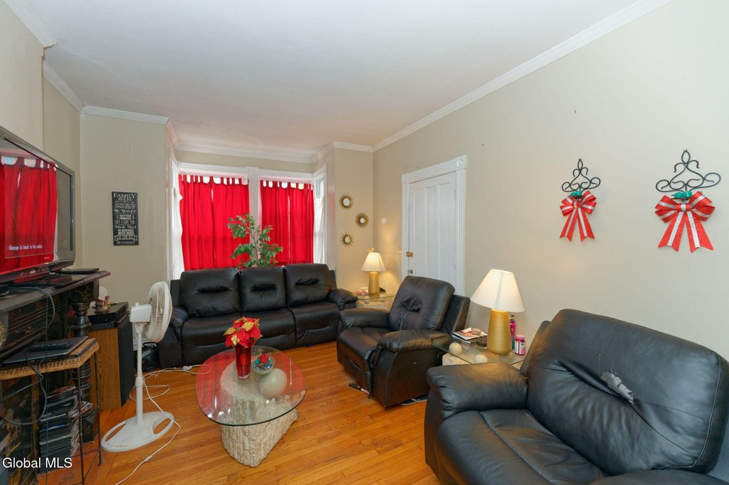 Picture 18