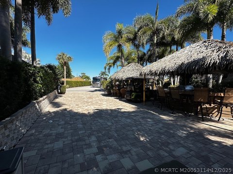 Lakefront RV Land