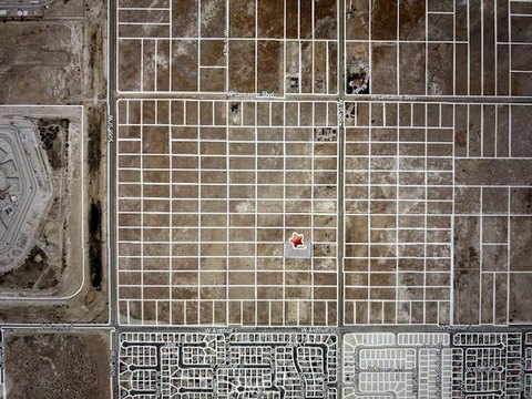 Residential Land in Lancaster, CA