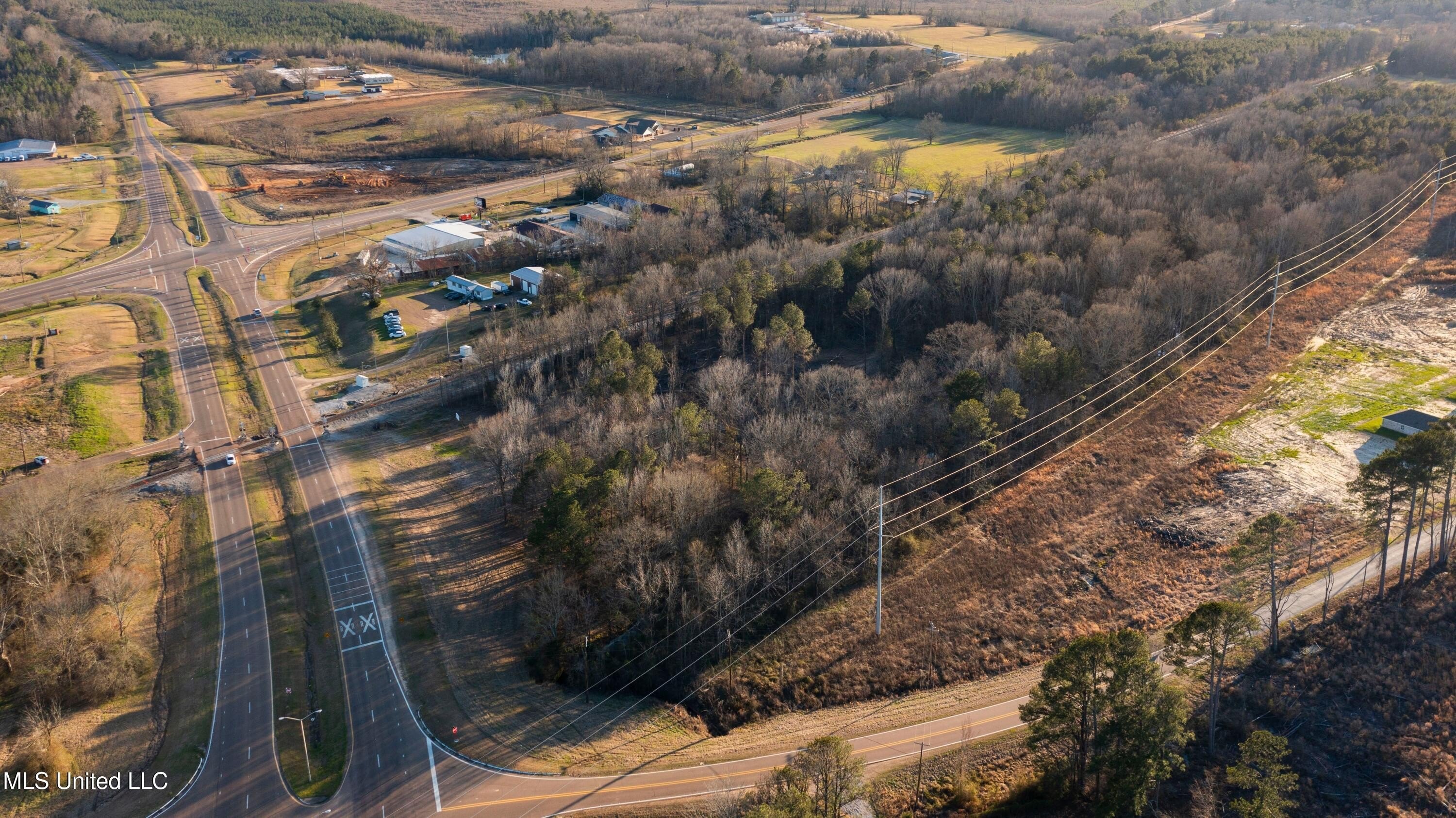Commercial Land with High Visibility
