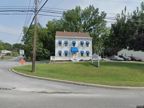 Newburgh Office Building For Sale