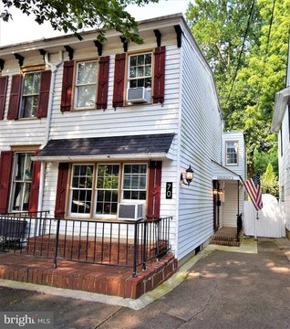 Two-Bedroom Twin Home