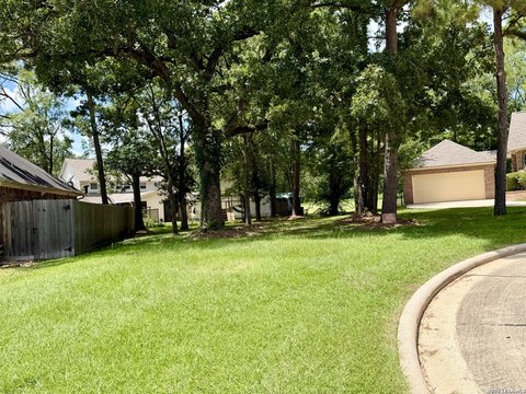 LAND - Montgomery, TX