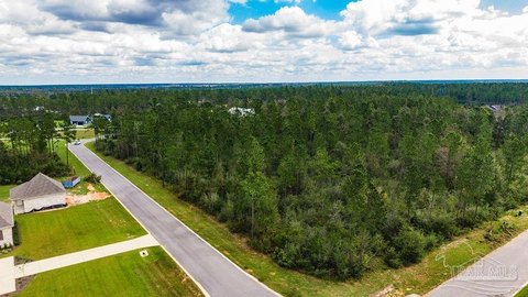Land, Pace, FL
