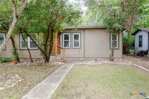 Renovated Duplex with Private Yards