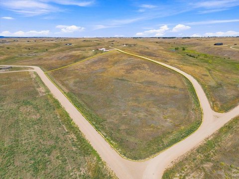 LAND, Belle Fourche, SD