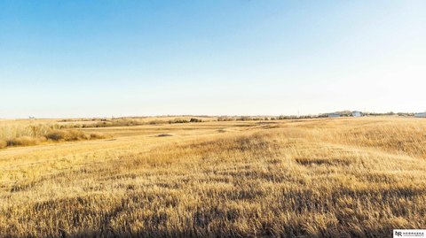 Hilltop Land Parcel with Driveway Easement