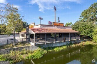 Restaurant & Development Opportunity, Valdosta