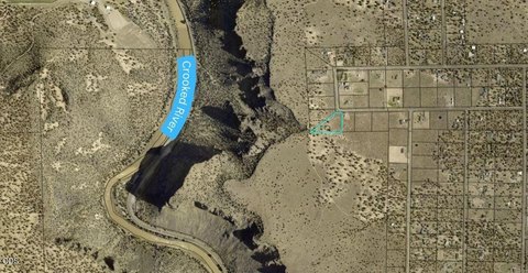 Residential Building Lot Backing BLM